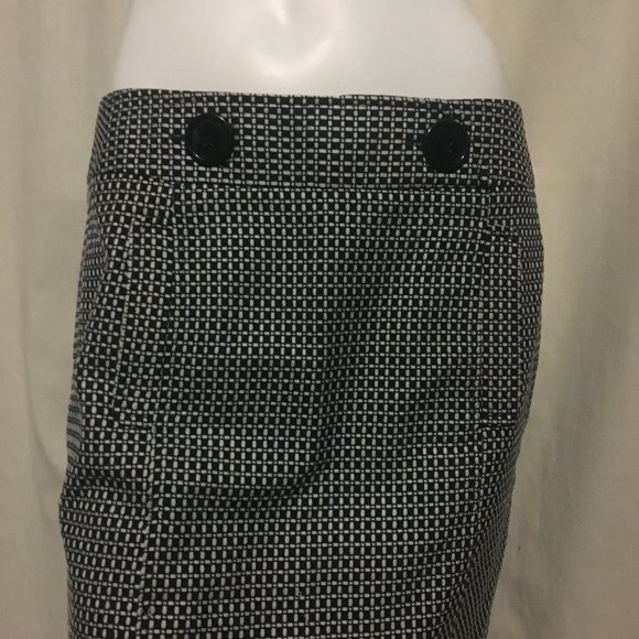 Ann Taylor Petites 10 Black White - Picture 6 of 6